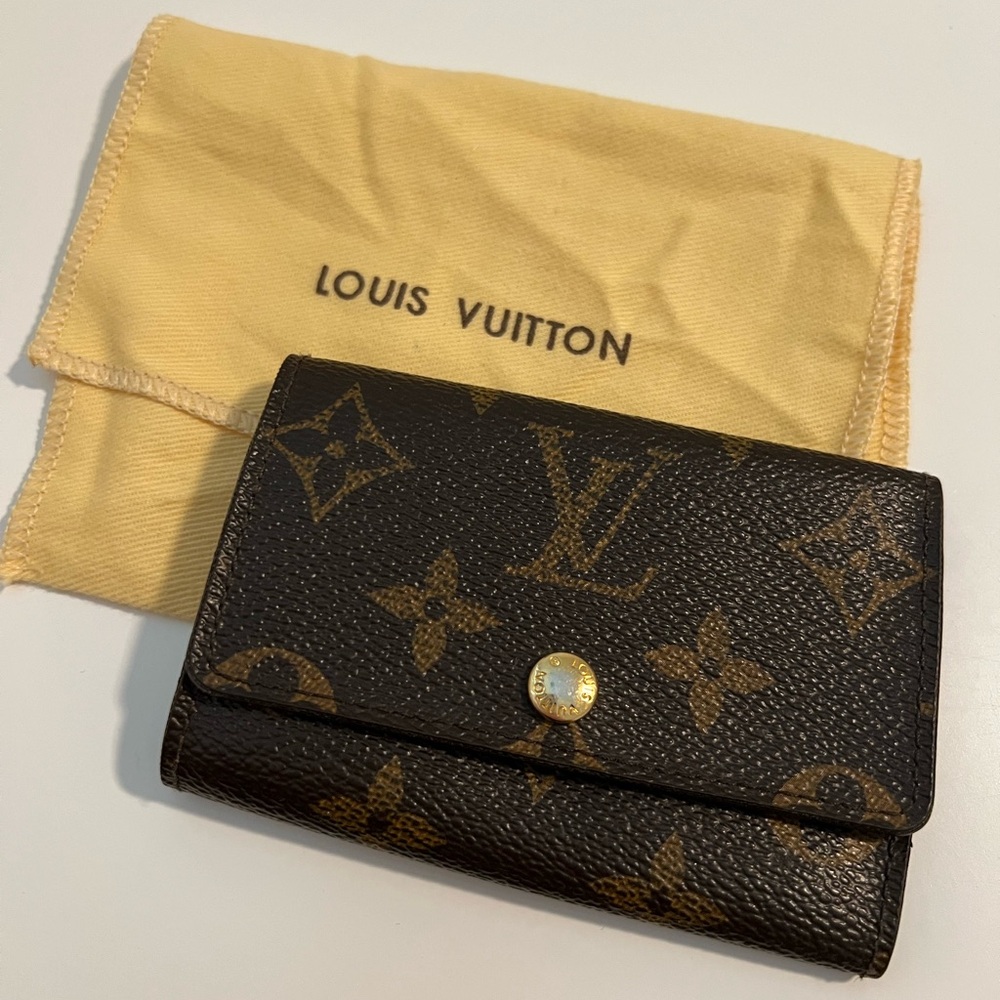 Vintage Louis Vuitton Monogram 6 key holder